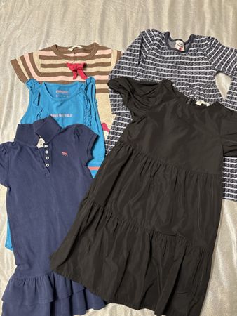 Kleider Mädchen Set 110/116 gebraucht 5 Stücke