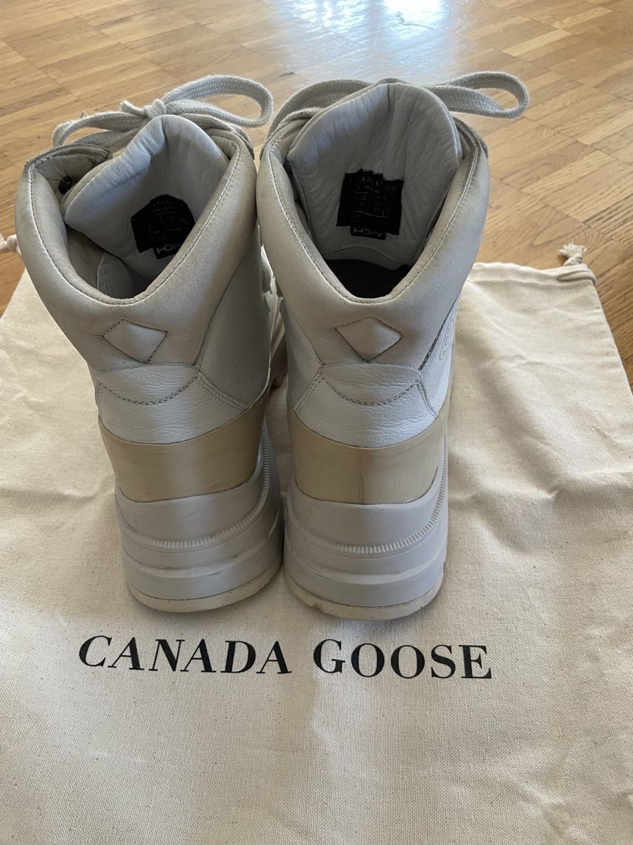 Canada Goose Damenschuhe: Canada Goose Boots – Neu (gemäss Beschreibung) aus Zürich von deb_j5d7 4