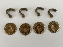 4 Stk. Rosetten mit Haken aus Messing