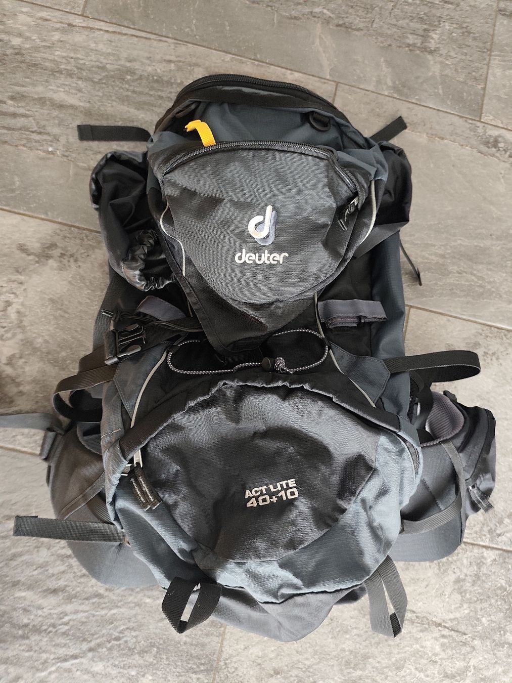 Deuter Rucksäcke: Deuter ACT Lite 40+10 Wanderrucksack - Top Zustand! – Gebraucht aus Hornussen von jessmon