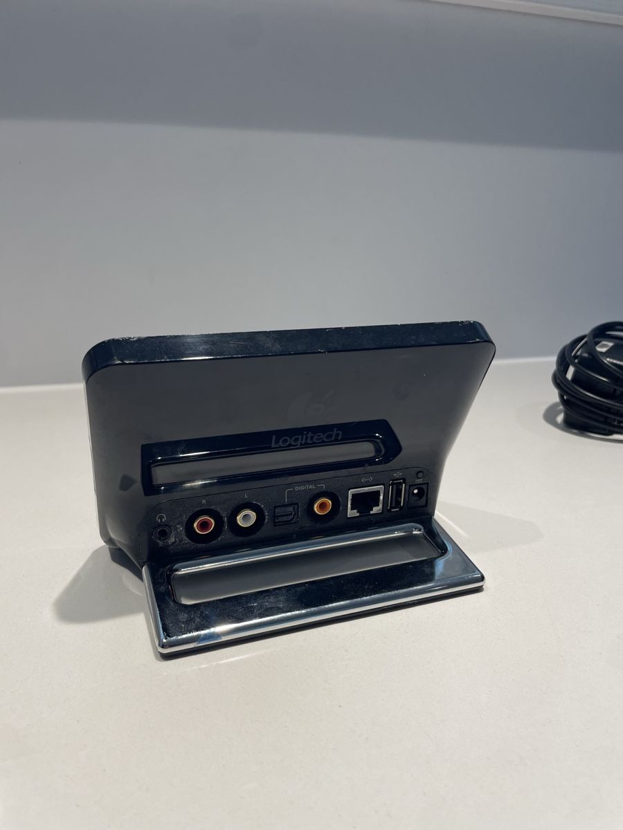 Logitech Sistemi audio & multimediali: Logitech Squeezebox Touch Musikplayer schwarz gebraucht – Usato da Rheineck venduto da LauriNX 3