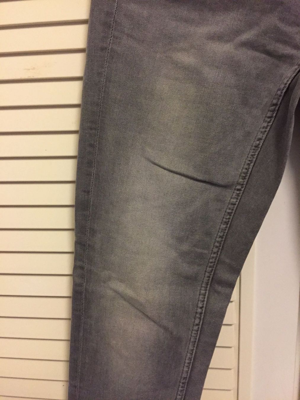 Zara Jeans: Zara Jeans Grösse 36 – Usato da Basel venduto da Robyn20 5