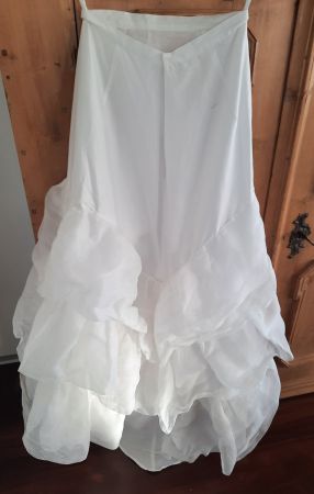 Hochzeitskleid (Rock mit Schleppe)