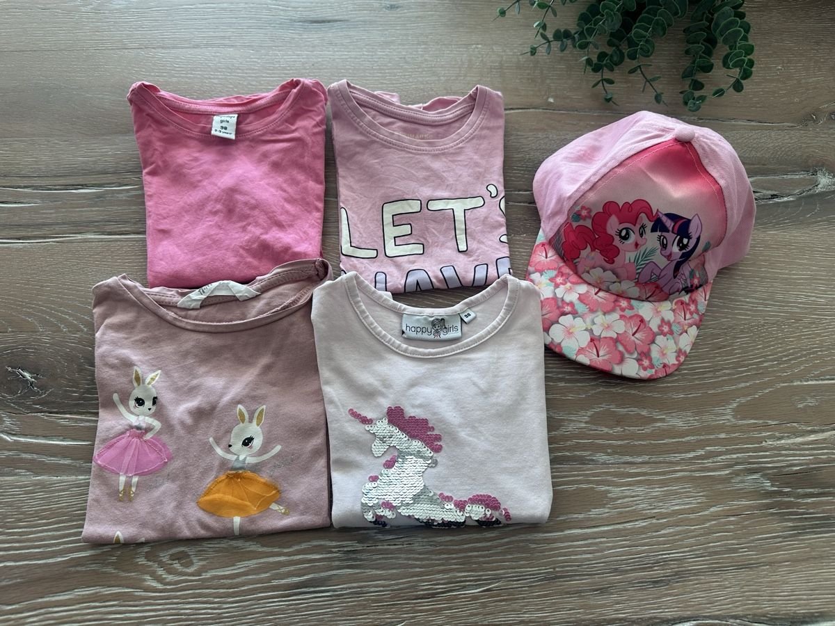 H&M Blusen, T-Shirts & Tops: Rosa Mädchen Shirts Gr. 98 mit Cap!🍭🍬🍬 – Gebraucht aus Safenwil von Whoopie1