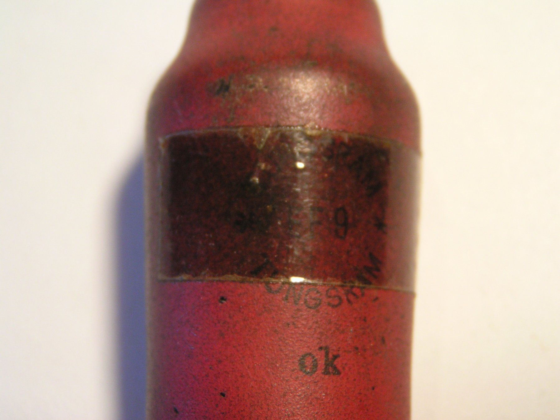 Componenti elettronici: Vintage Radioröhre EF9 – Usato da Nussbaumen AG venduto da Muerik 1