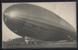 Foto-AK Luftschiff Graf Zeppelin auf ein