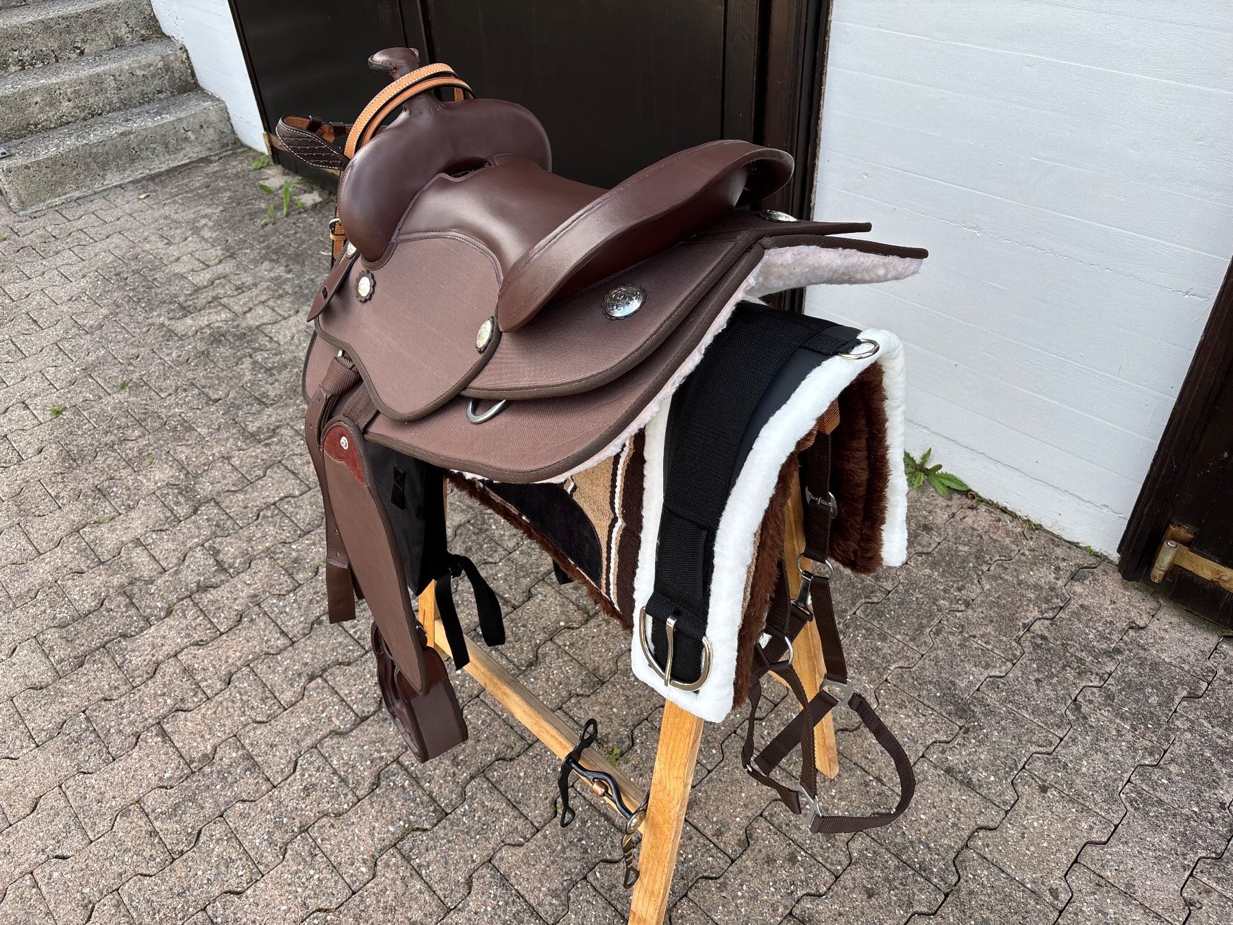 Selle & Accessori: schöner leichter Westernsattel – Usato da Feldbach venduto da Fea1 8