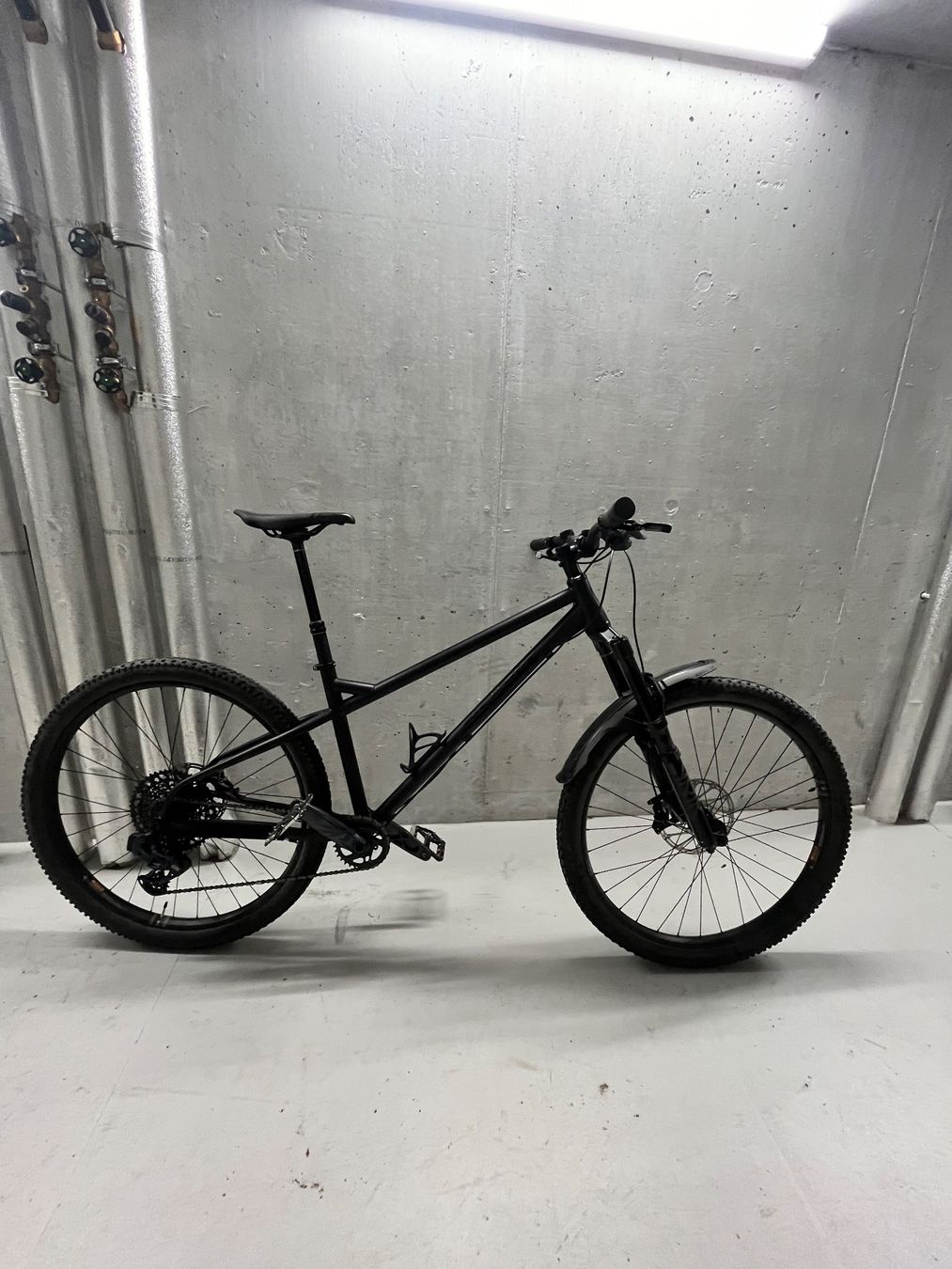 Biciclette: On-One Hello Dave SRAM GX AXS Hardtail MTB – Usato da Zürich venduto da Slinguh