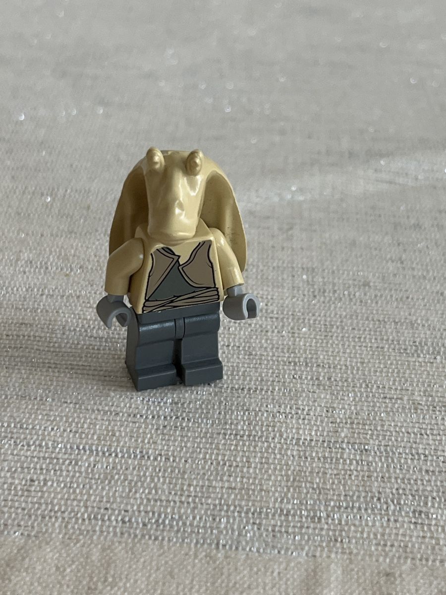 Lego Statuette: Lego Star Wars Figur Jar Jar Binks – Usato da neuenhof venduto da cocoros