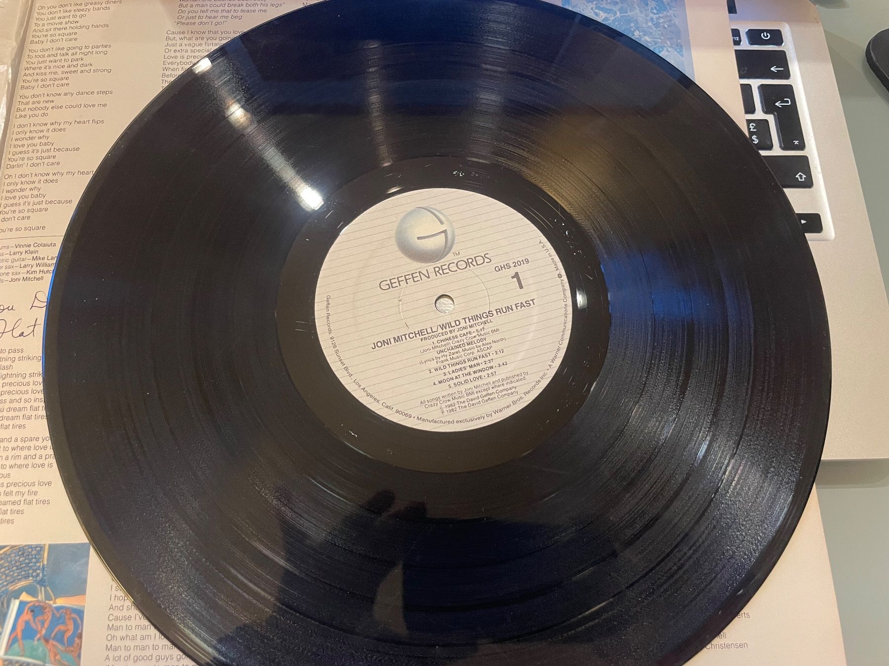 Dischi in vinile: Joni Mitchell "Wild Things Run Fast" Vinyle 1982 LP – Usato da Genève venduto da lailas_things 4