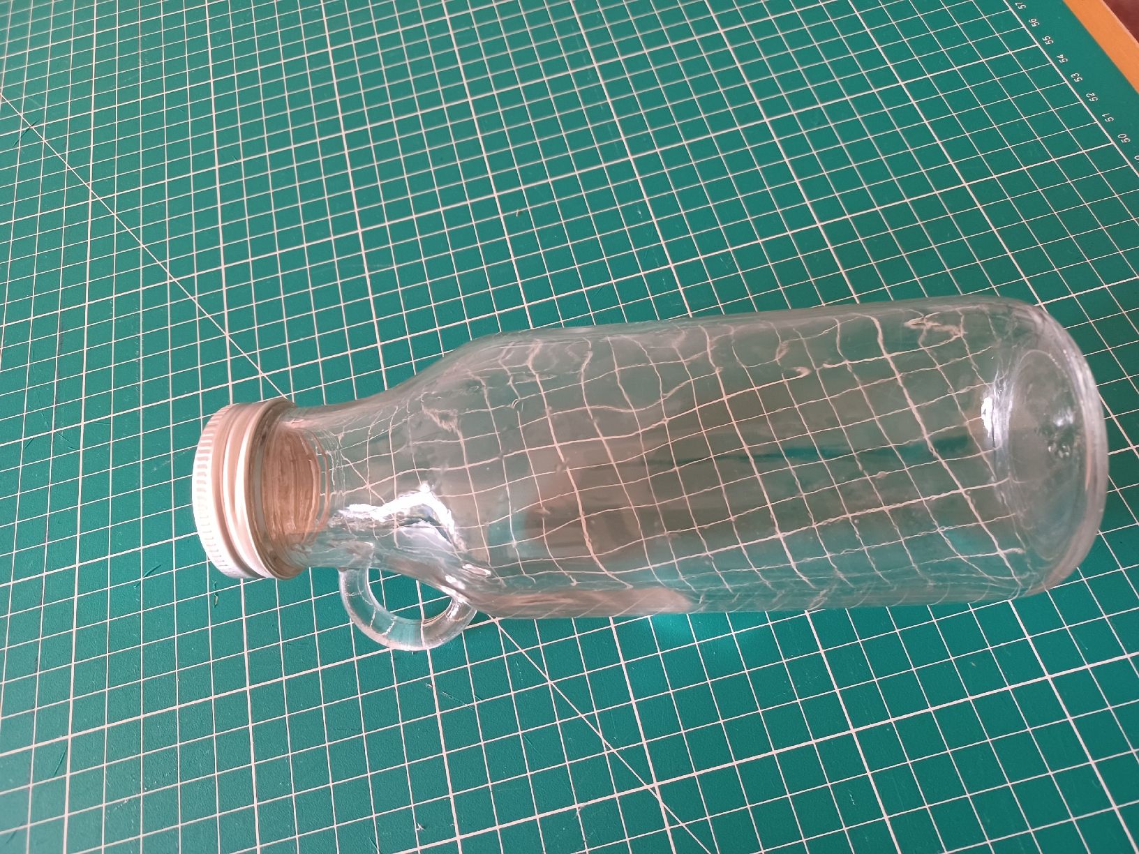 Altro in Stoviglie & Bicchieri: Glasflasche mit Henkel, 0.5l – Nuovo (secondo la descrizione) da Zürich venduto da Miniskus 1