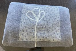 Schöne Wolldecken mit Blumenmuster, Top Zustand!