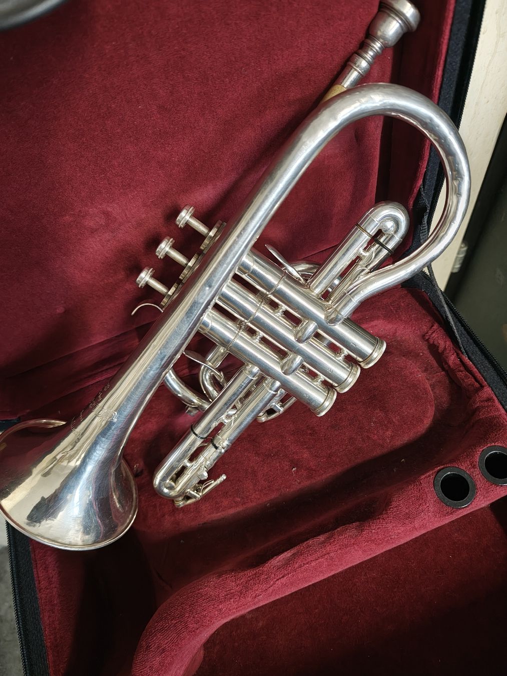 Besson Musikinstrumente: Besson Internacional – Gebraucht aus Langenthal von Saxophone23