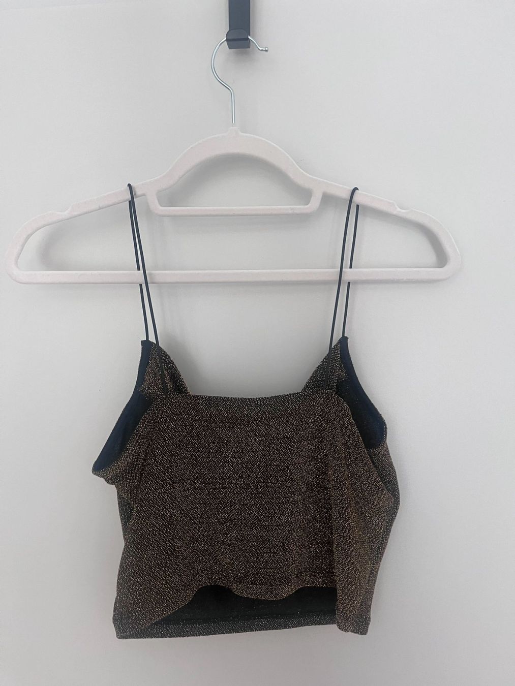 Camicette: Black and gold crop top – Nuovo (secondo la descrizione) da Zürich venduto da kry_85p7 1