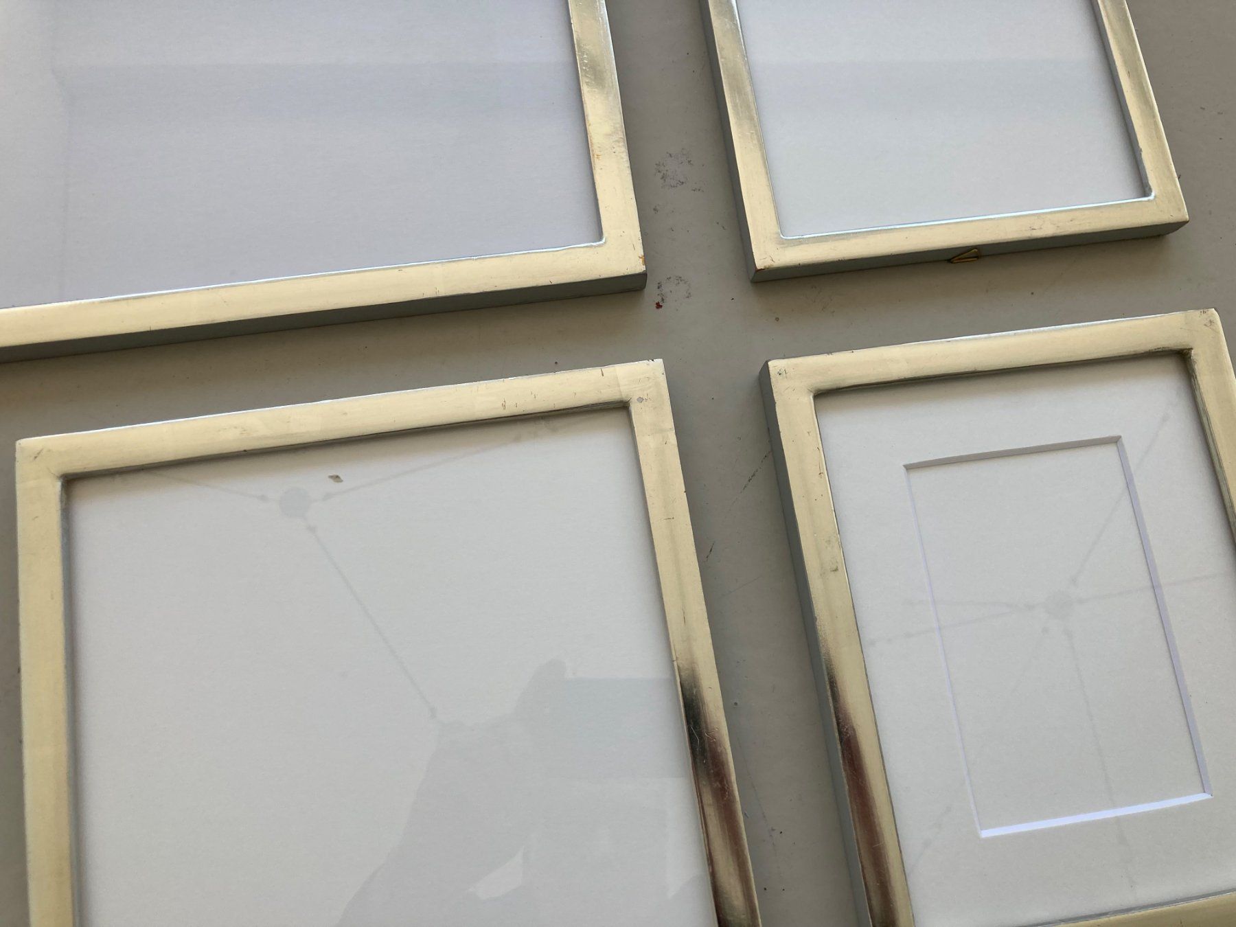 Bilderrahmen: 4 Bilderrahmen, Weissgold über Eck – Gebraucht aus Zürich von Wellenberg1 1
