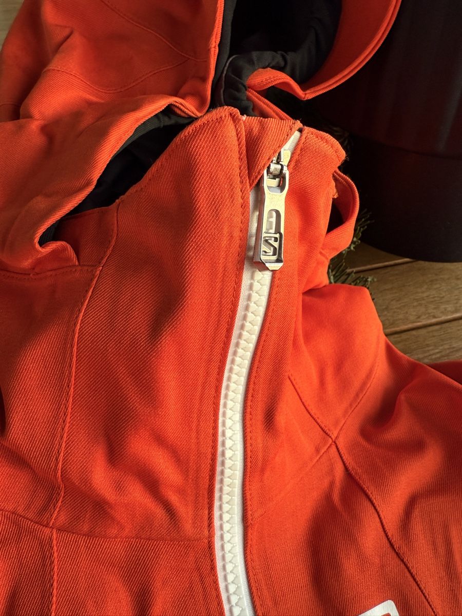 Salomon Giacche: SALOMON SNOWBOARD SKI SHELL JACKET – Usato da Adliswil venduto da benoitZH 4