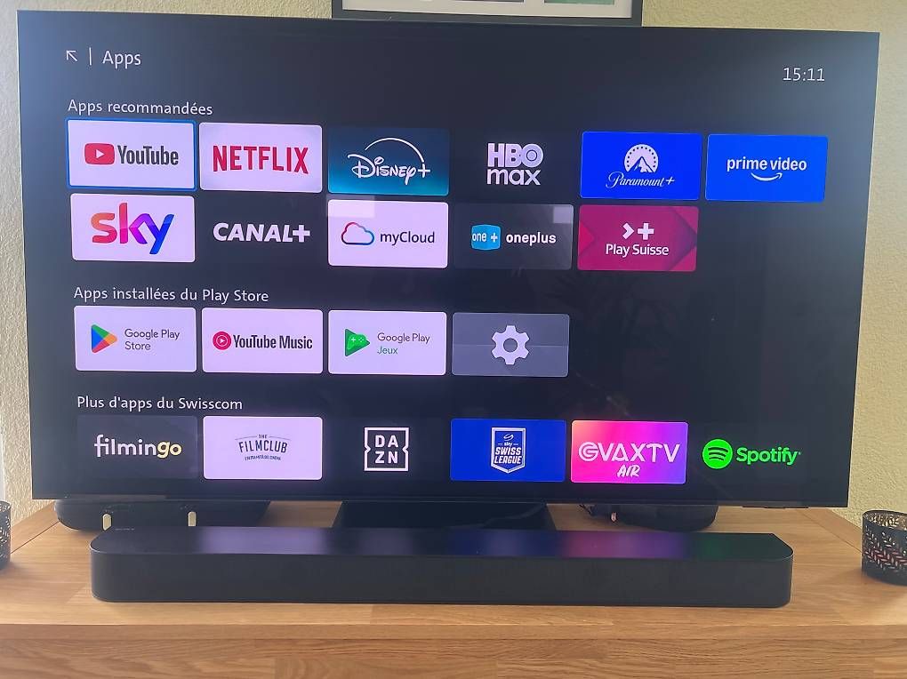 Appareils TV: Samsung tv s95c 55" – D'occasion à Genolier par Travelbuyer