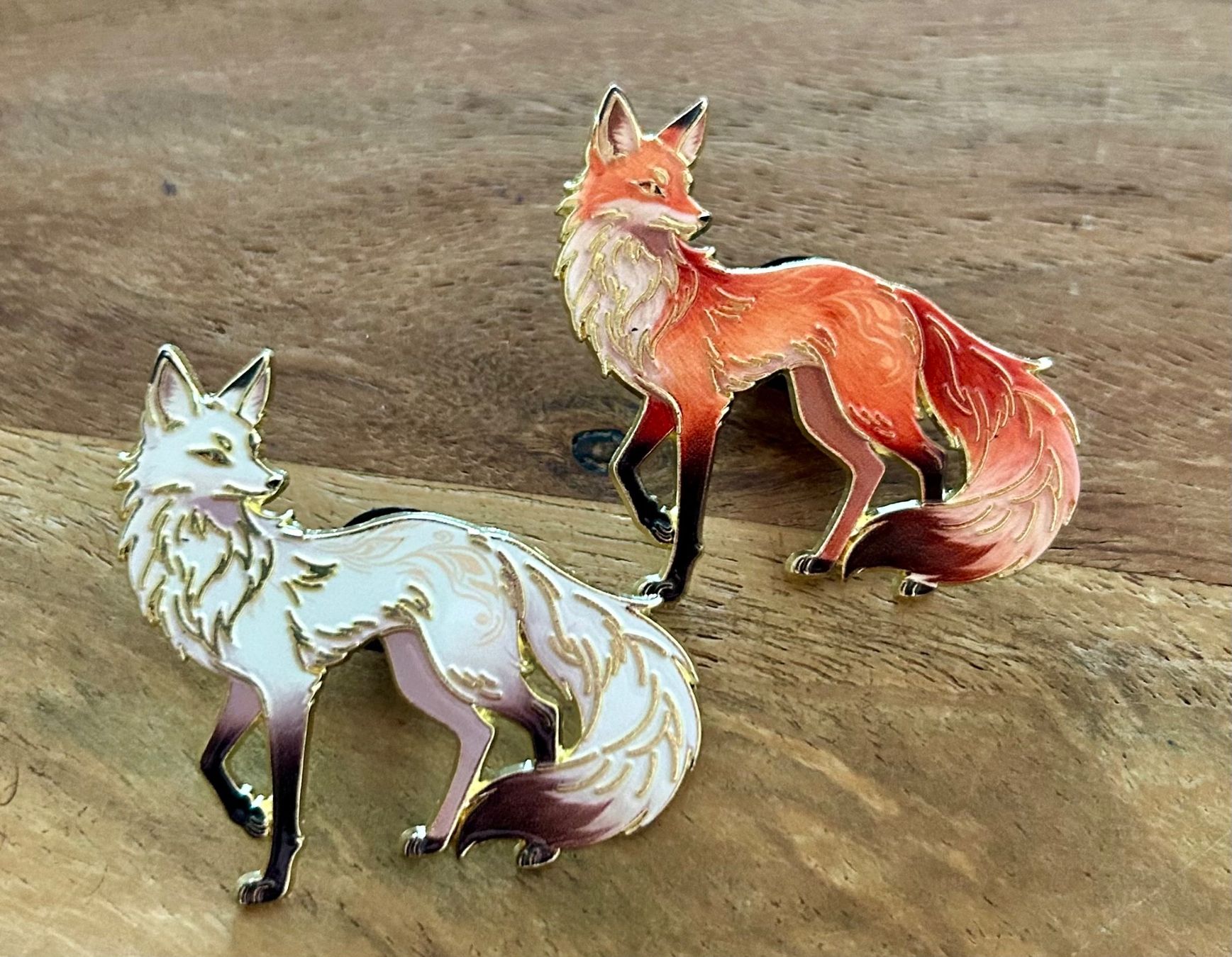 Placchette & Badge: Set 2x Pin Fuchs – Nuovo e nell'imballaggio originale da Geneve venduto da vane267