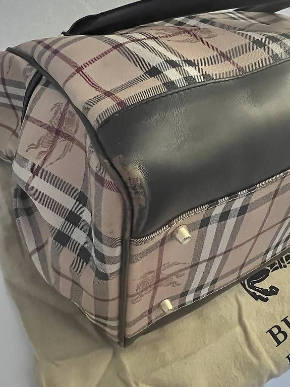 Borse da donna: Burberry Wickeltasche – Usato da Uitikon Waldegg venduto da MelinaF 3