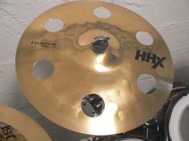 Sabian HHX Evolution O-Zone Crashbecken 16"