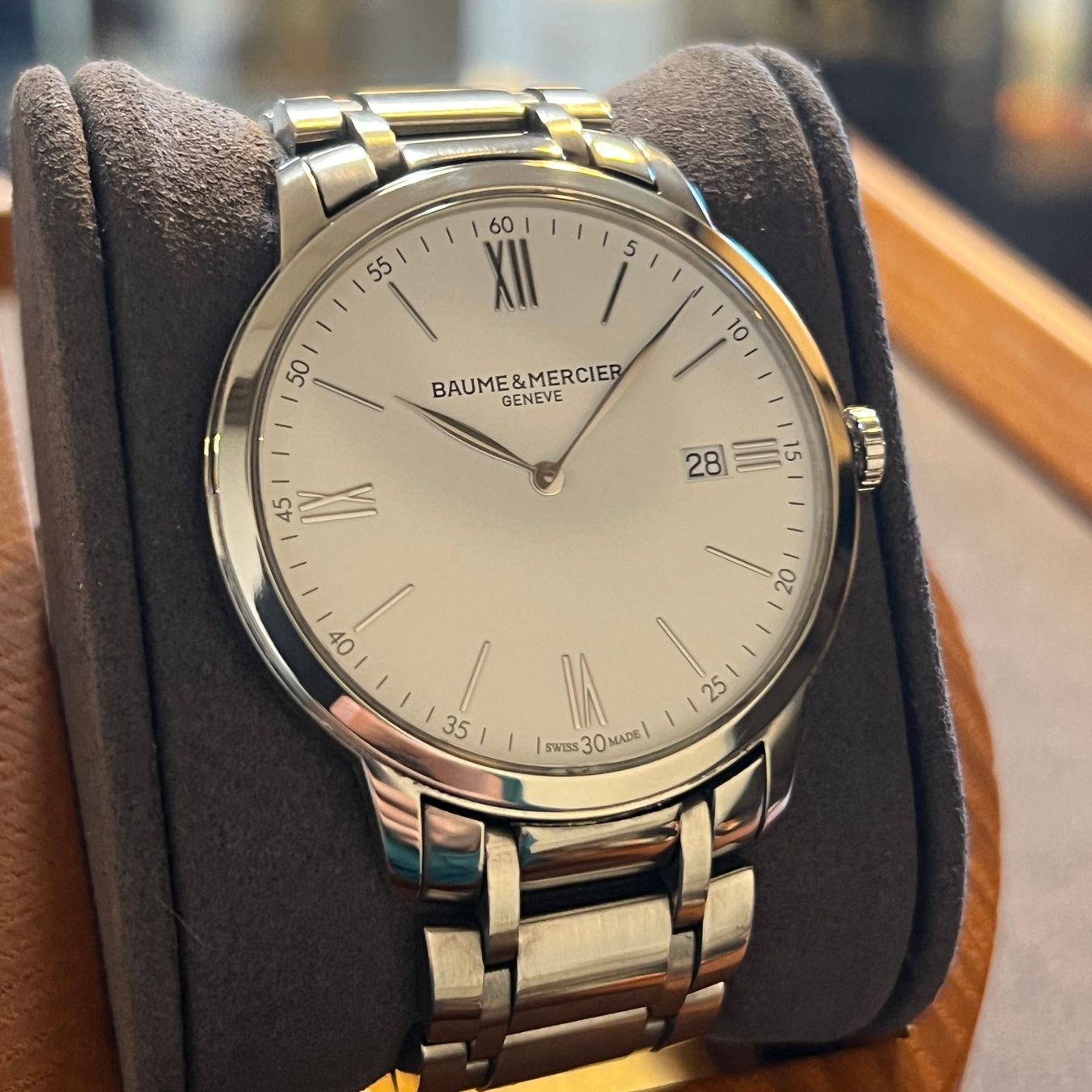 Baume & Mercier Uhren: Baume & Mercier Classima White Dial Quartz Date 65809 – Gebraucht aus Carouge GE von Watchaser 1
