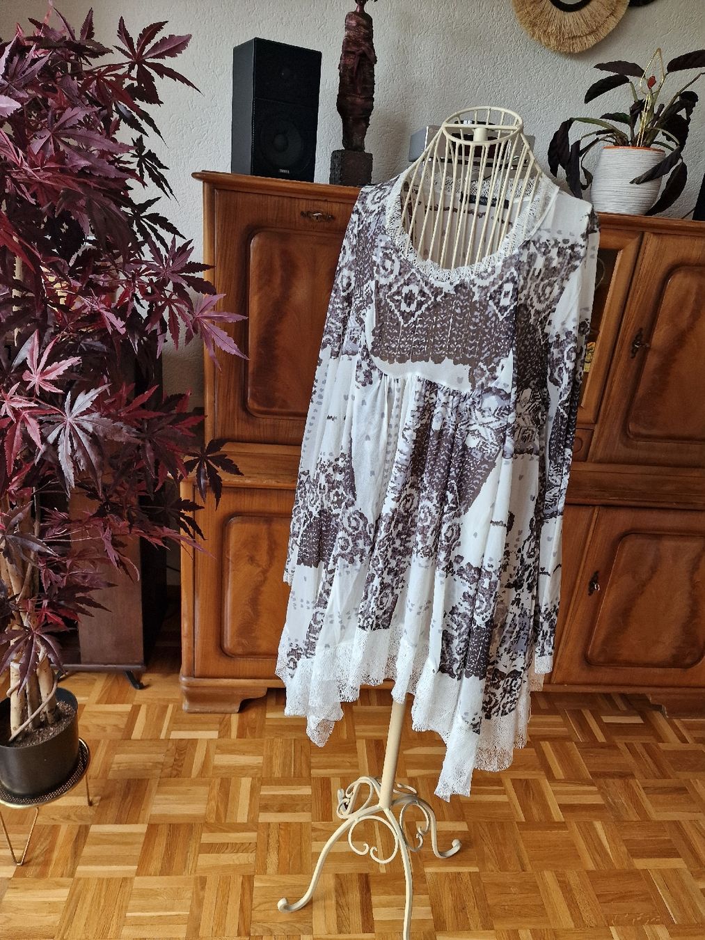 Vestiti: Robe voile Lauren Vidal brunc/blanc S – Nuovo (secondo la descrizione) da Echandens venduto da vanou