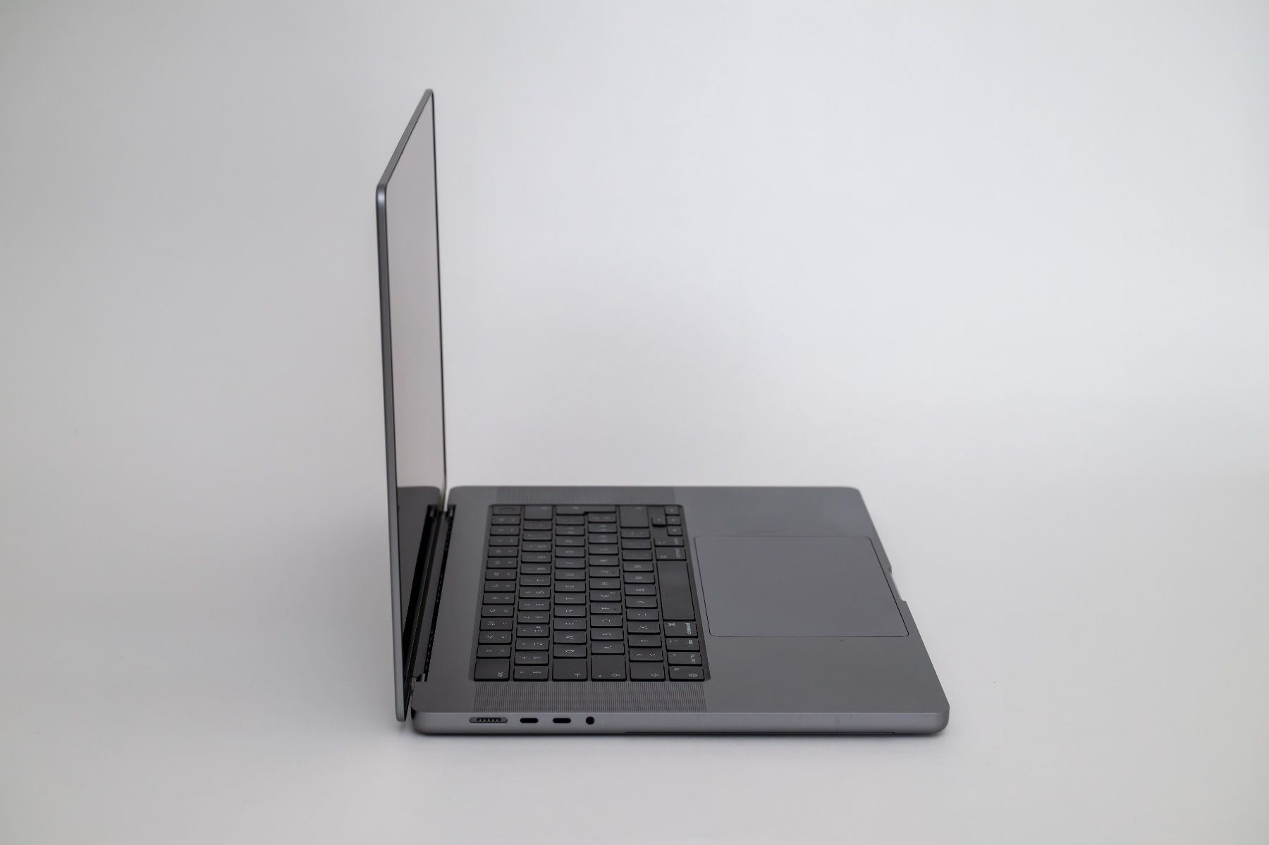Apple Notebooks: Macbook Pro , M1Pro, 16GB RAM, 512GB SSD, 10C CPU, 16C GPU – Gebraucht aus Chur von Plessur7000 6