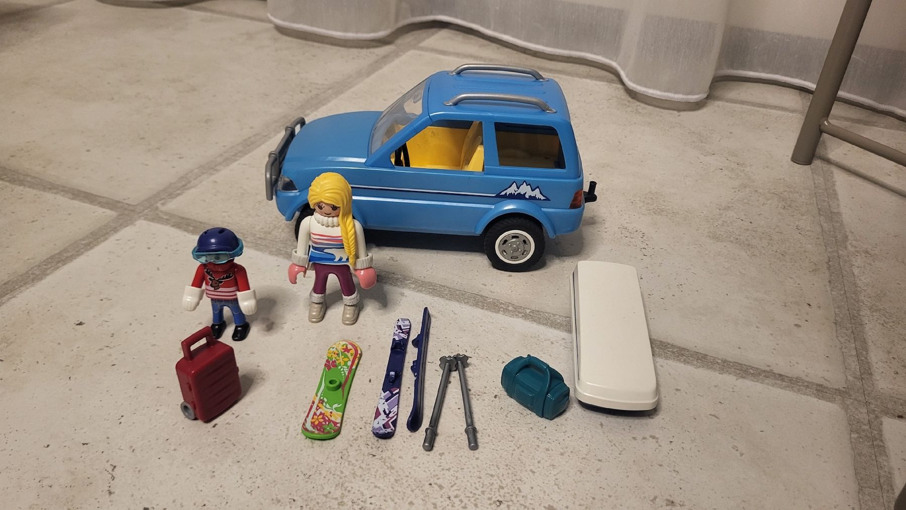 Playmobil Jouets: Playmobil Winterauto – D'occasion à Mels par mani013