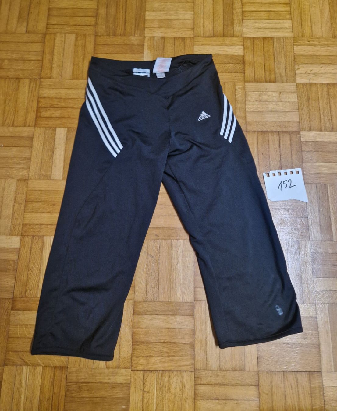 Adidas Hosen: Adidas Sport Hose Grösse152 – Gebraucht aus Stüsslingen von white_angel86