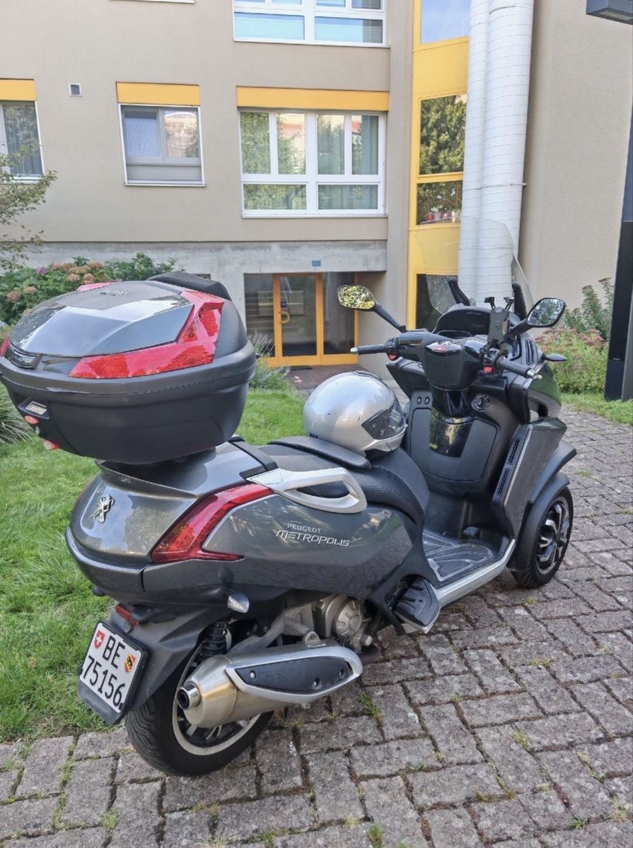 Peugeot Scooters: Peugeout Metropolis 400i – D'occasion à Bolligen par mzahit 1