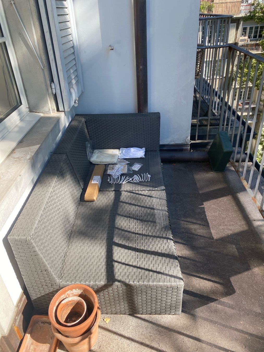 Sofas: Rattan Ecksofa für Balkon oder Garten – Gebraucht aus Bern von lea_w8w8