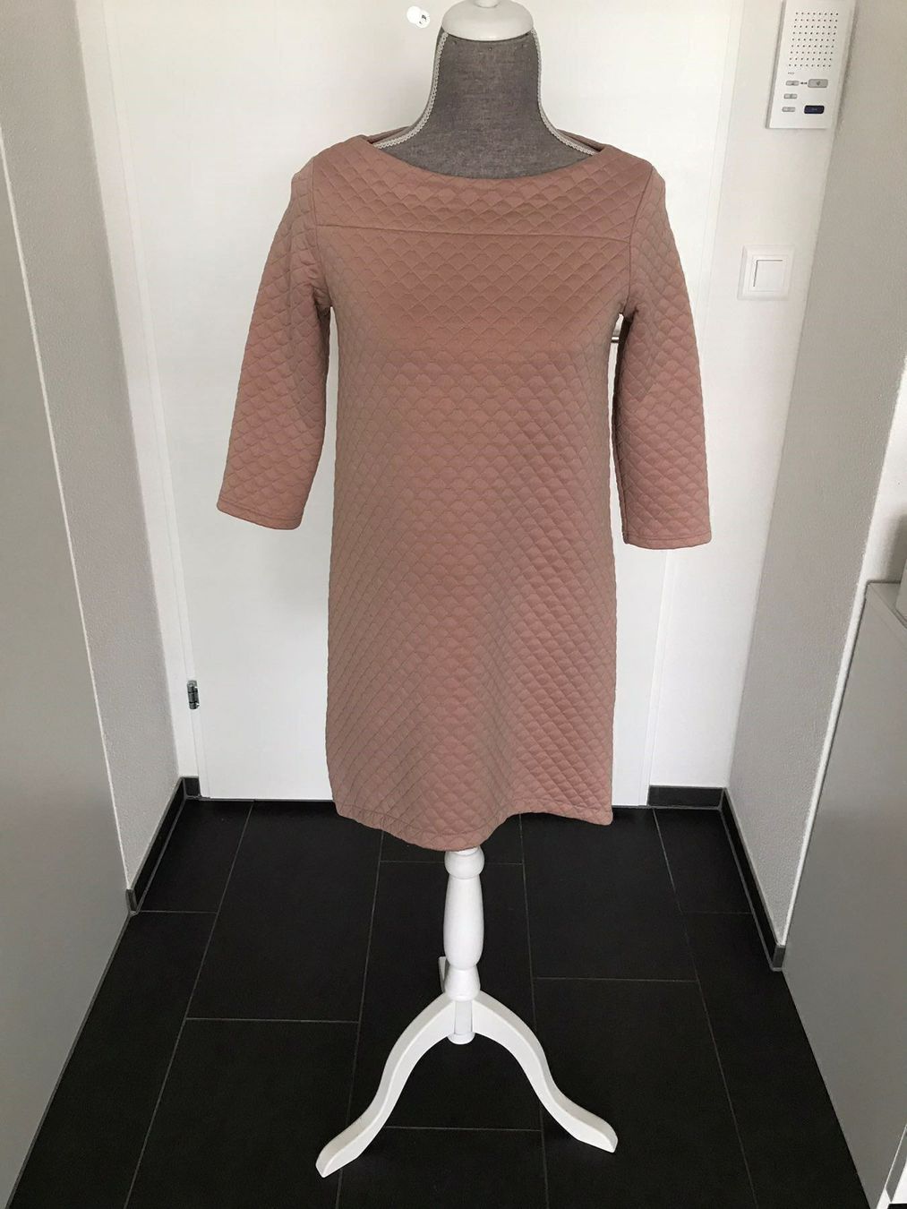 Vestiti: Sehr schöne Kleid – Usato da Winkel venduto da Glamour4You