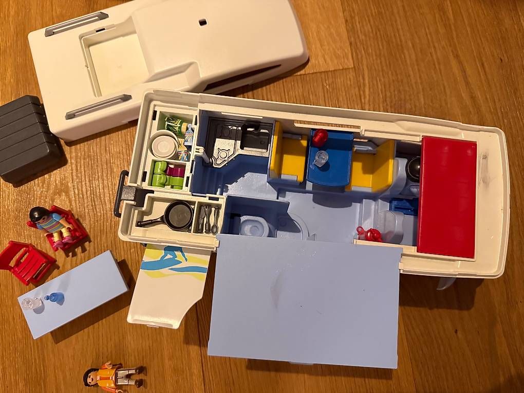 Giocattoli: Playmobil Wohnmobil – Usato da Kirchlindach venduto da fecop 3