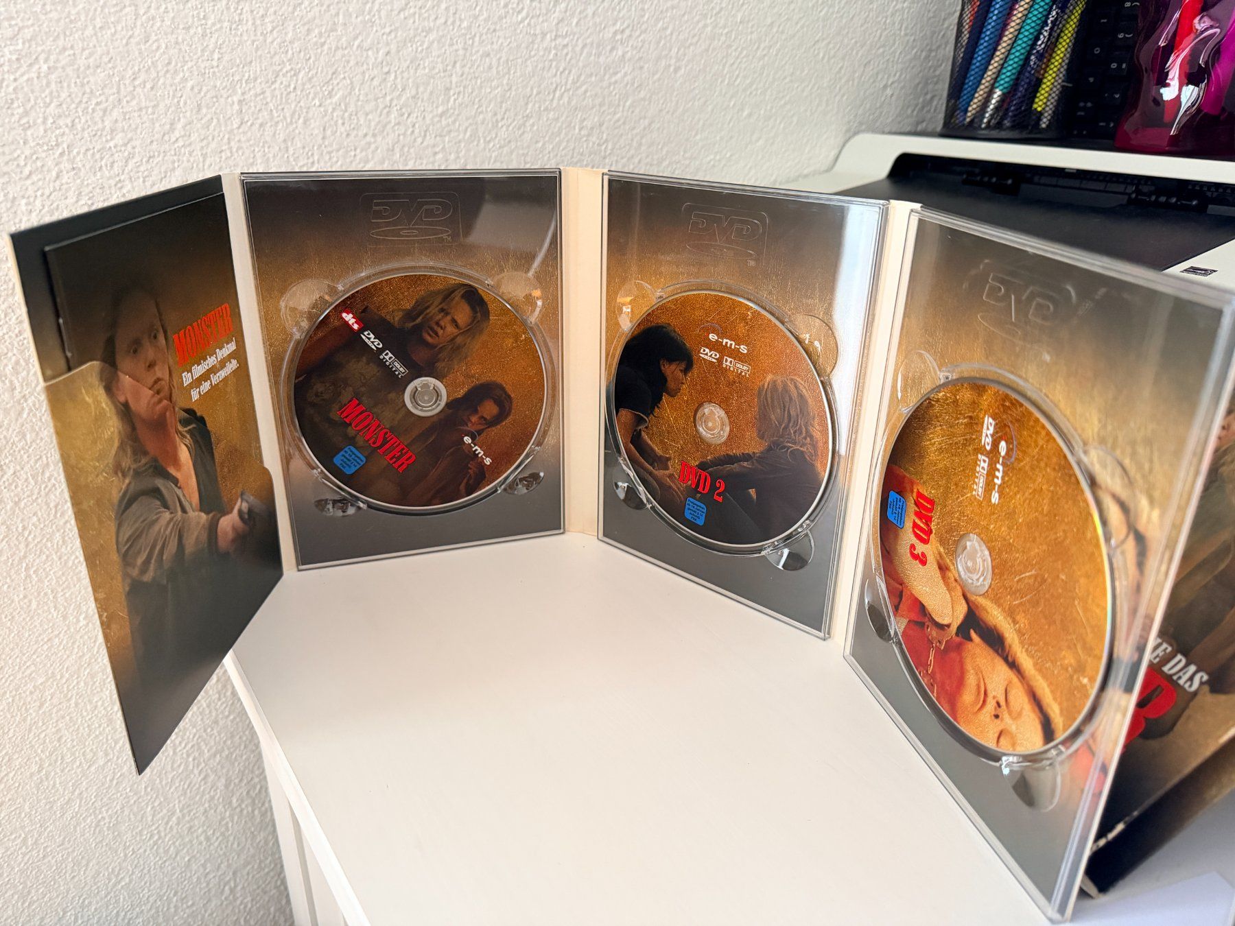 Tutti i DVDs: Monster Deluxe Edition DVD – Usato da Binningen venduto da samorga21 1