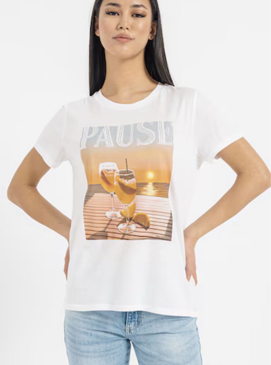 Guess T-Shirts: T-Shirt Guess – Neu (gemäss Beschreibung) aus Opfikon von Sili121 4