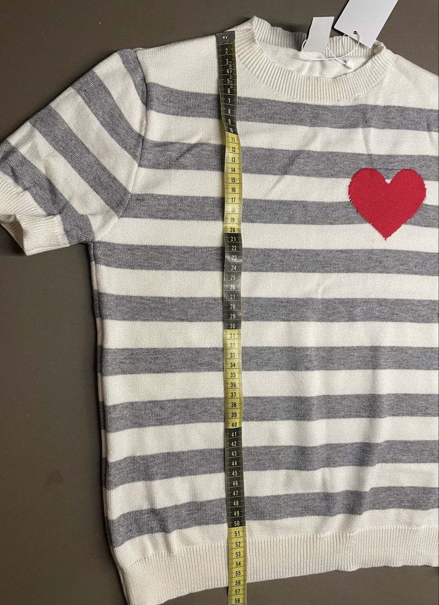 Zebra Top: Striped Zebra Jumper w/Heart Patch, Size M, Cute! – Nuovo e nell'imballaggio originale da Oberwil BL venduto da Stellochkas 3