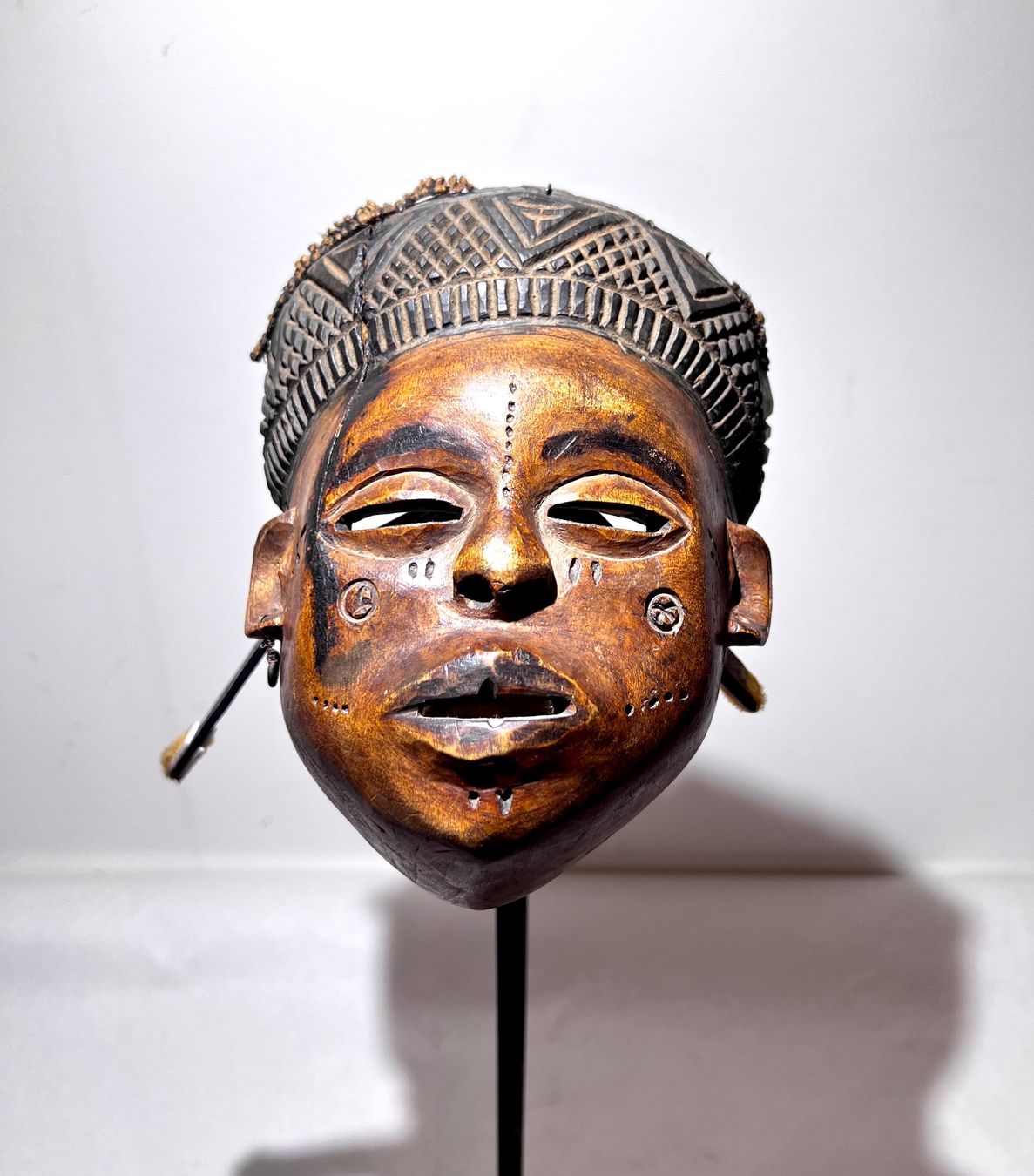 Internationale Kunst: Maske der Bakongo D.C: Congo Anfang 20 Jhd. – Gebraucht aus Zunzgen von  1