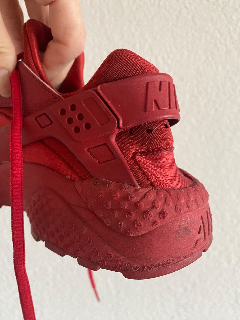 Nike Scarpe da donna: Rote Nike Air Huarache Gr. 37.5 – Usato da Bern venduto da mue_yhz5 2
