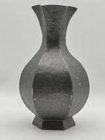 Antike Zinkvase, Blumenvase Ritter Mittelalter