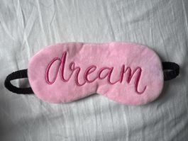 Sanfte Schlafmaske mit "dream"-Stickerei, ungetragen!
