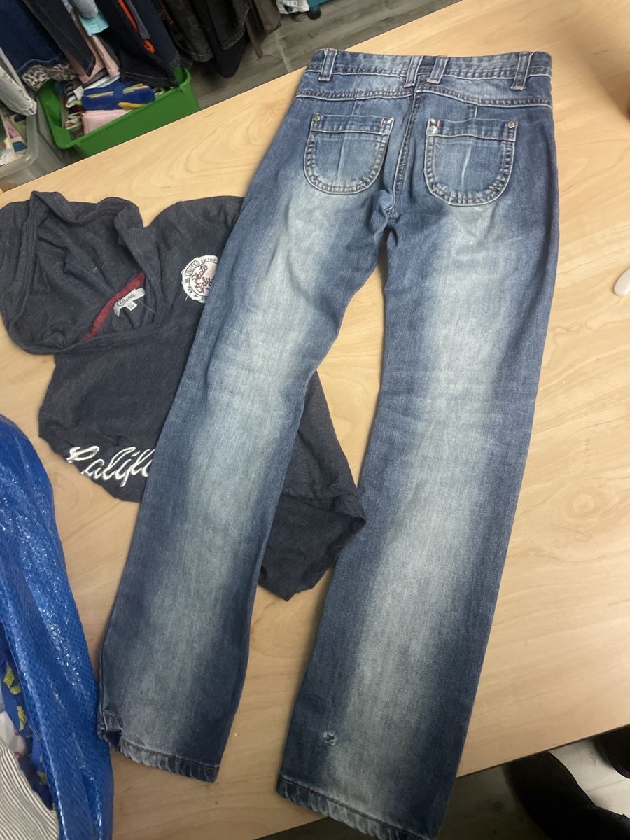 Ensembles coordonnés: Inside/Manor Jeans & Pulli Gr. 122 – D'occasion à Obergerlafingen par cabo4 3