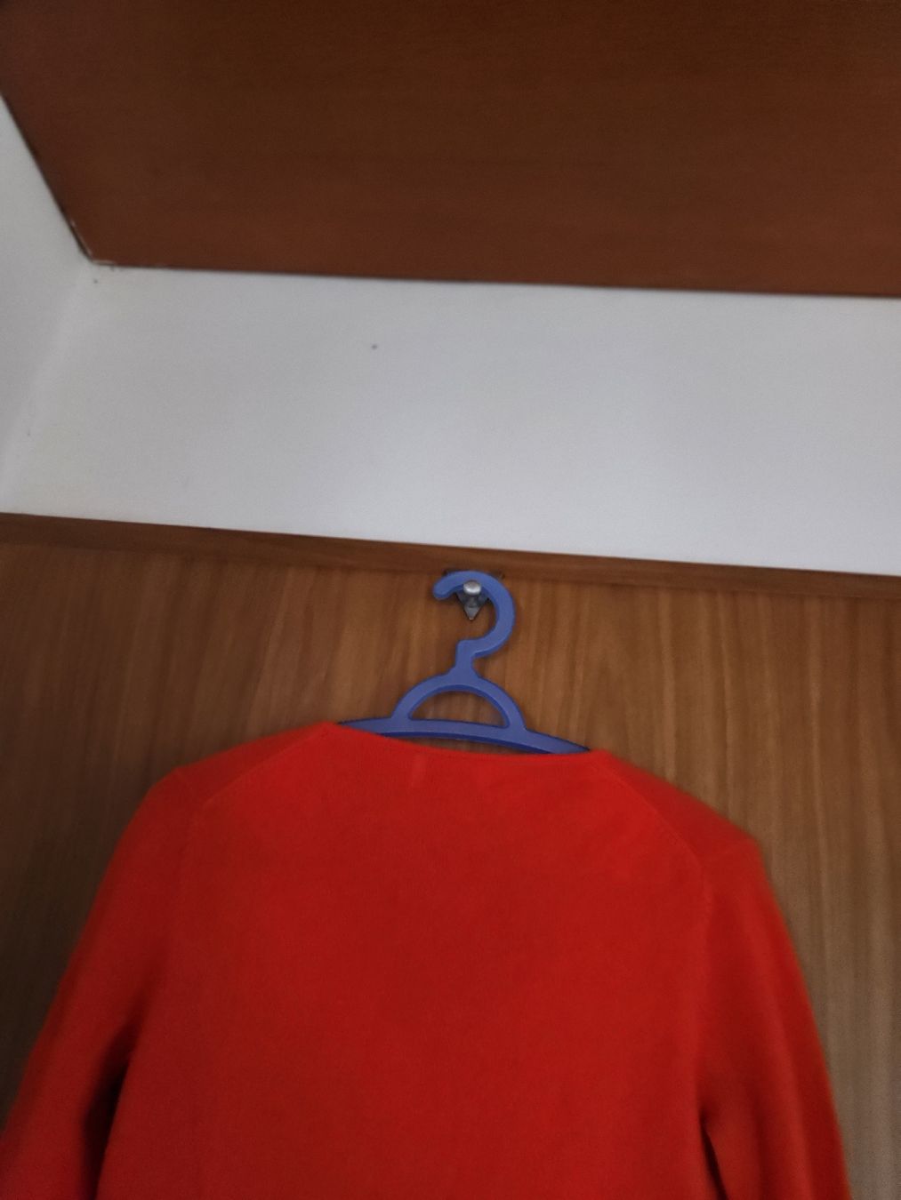 Kleider: Robe pull Authentic Cashmere rouge taille S 36 – Gebraucht aus Niedergösgen von Eva2410 3