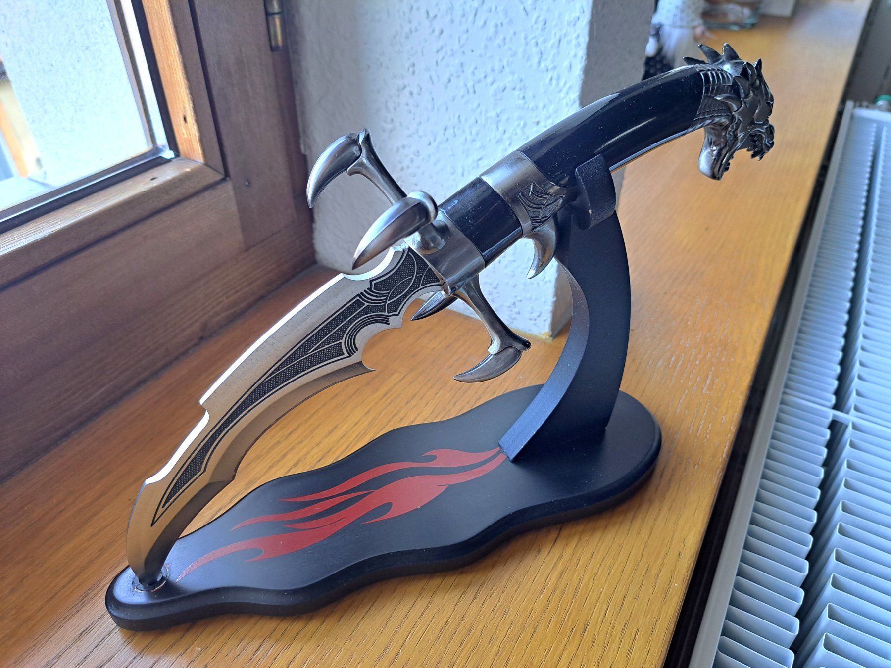Toutes les décorations: Dague dragon fantastique sur support bois – Neuf (Voir description) à La Chaux-de-Fonds par Cooltchaps 1