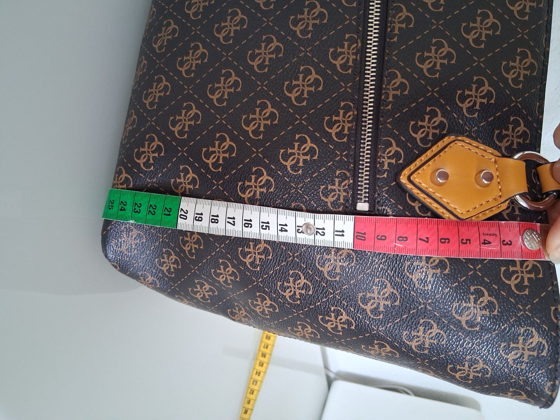 Guess Borse da donna: Guess Handtasche – Usato da Lengnau AG venduto da Nathi88 9