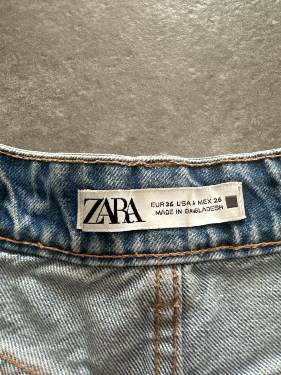 Zara Jeans: Shorts Zara, 36 – Nuovo (secondo la descrizione) da Thônex venduto da ann_vb9b 1