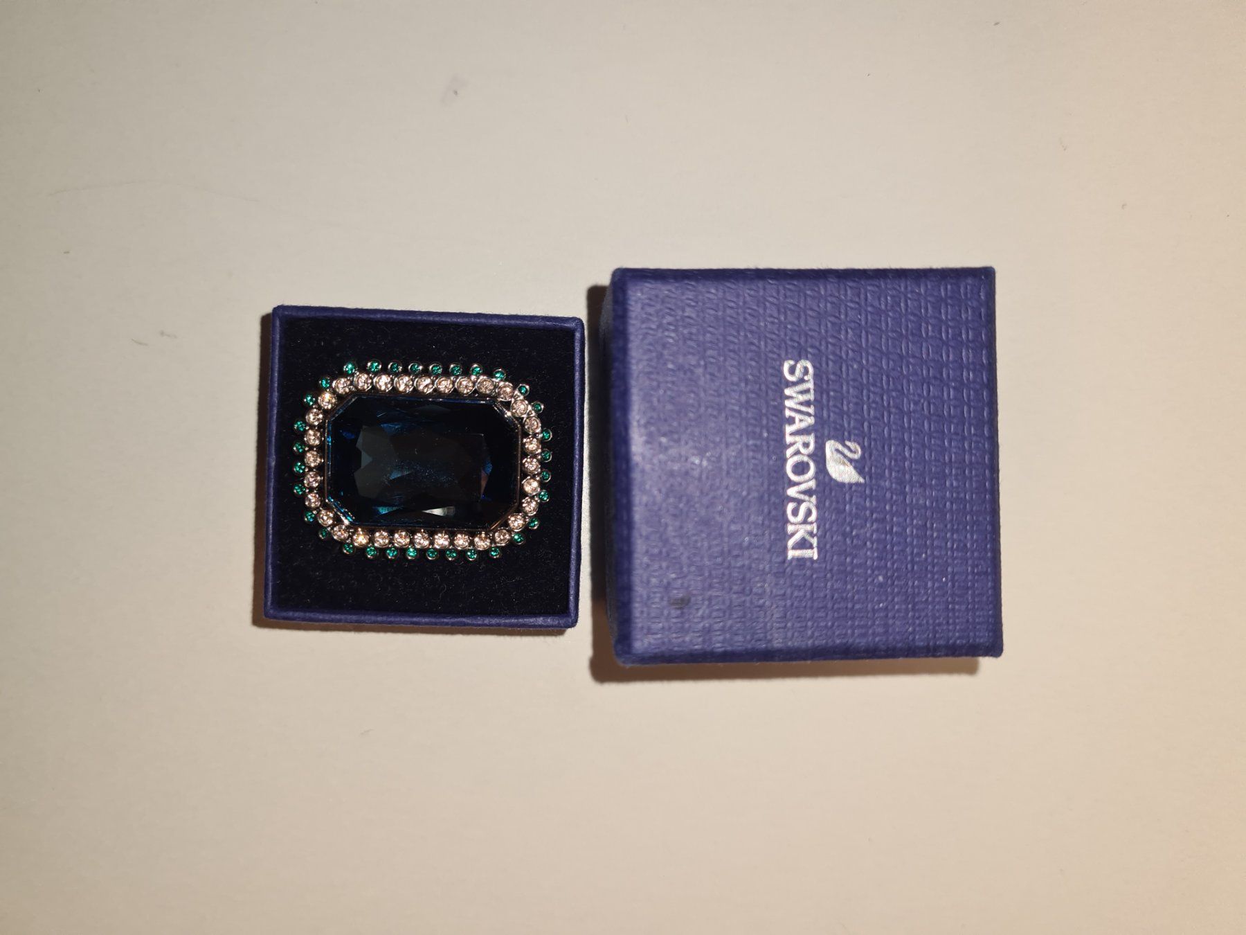 Swarovski Anelli: Swarovski Ring limitiert  Gr 52, original mit Box – Nuovo e nell'imballaggio originale da Winterthur venduto da Jana1701 1