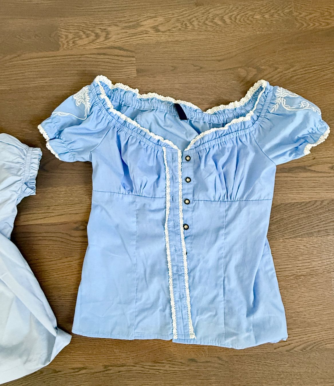 Lotti di vestiti: Kleiderpaket  Damen / Mädchen Grösse XS – Usato da Mühlethurnen venduto da Fudoshin1 2