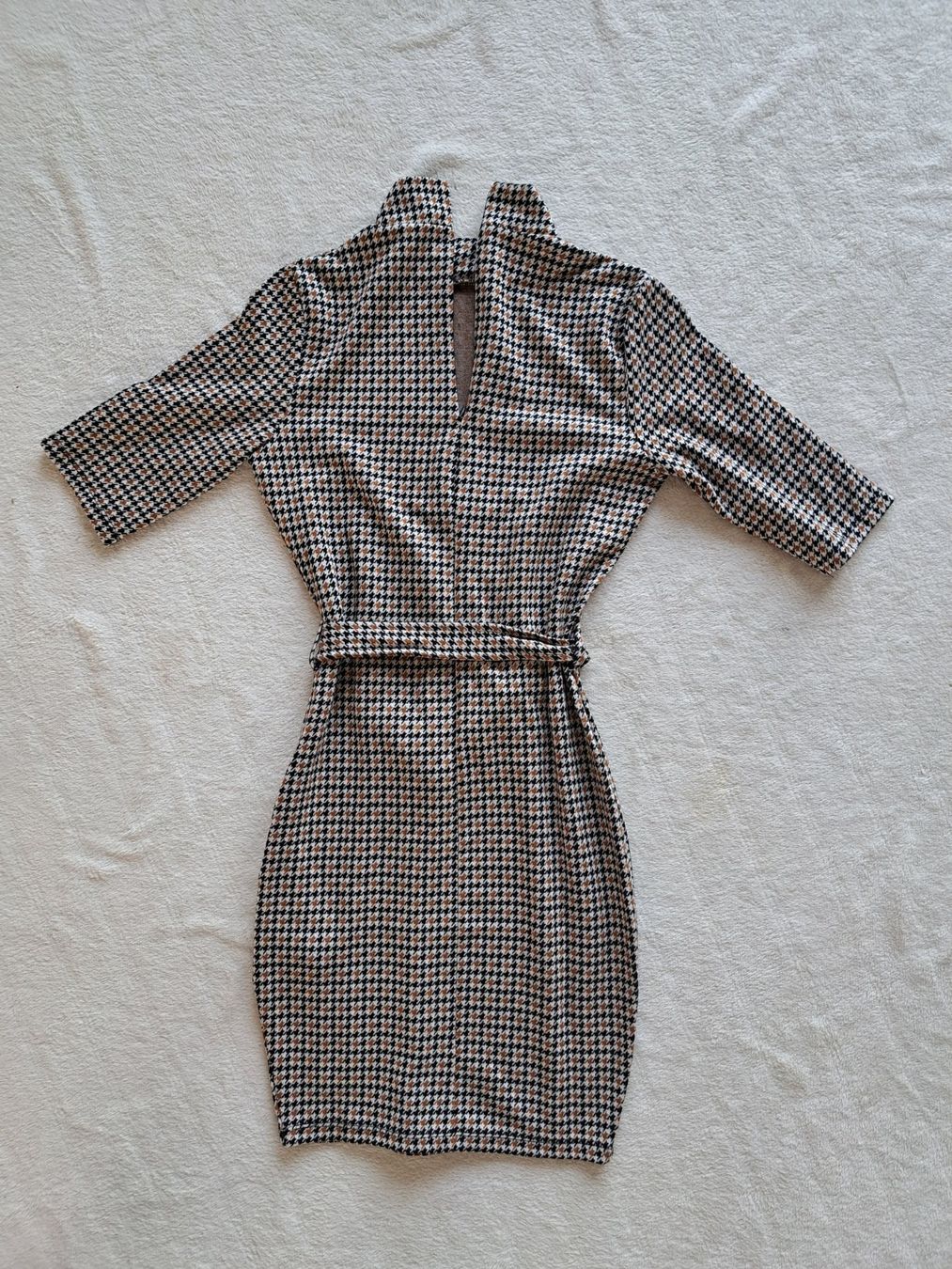 Vestiti: Schickes Herbstkleid AMISU Gr. 36 mit Gürtel – Usato da Gysenstein venduto da joshuas81 2