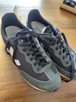 Veja basket Rio branco gris foncé/gris clair