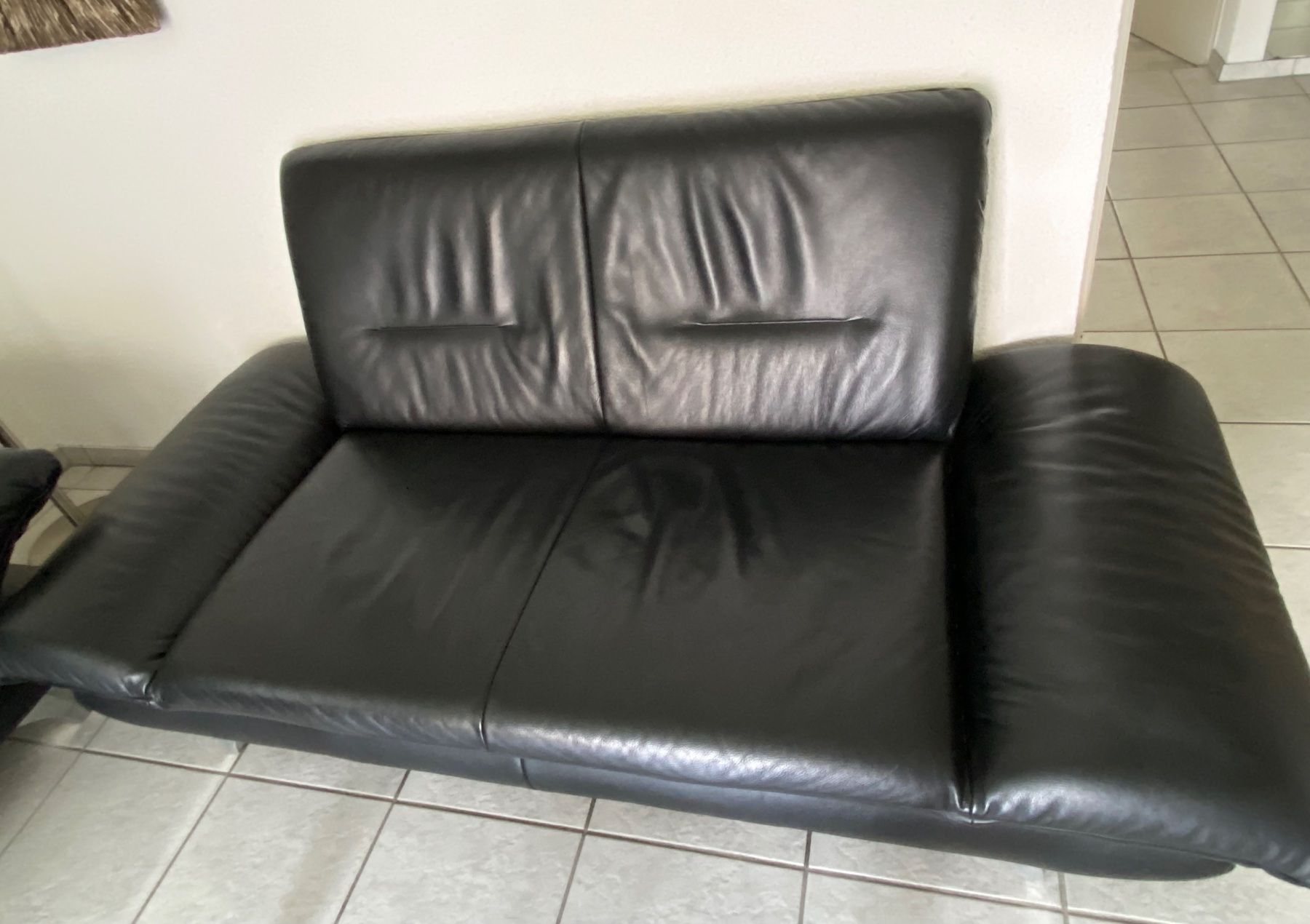 Sofas: Sofa Leder schwarz / 2-Sitzer + 2-Sitzer – Gebraucht aus Uttigen von dor_2jnw 1